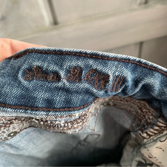 Cowgirl Tuff Show it off III Thick stitch bronze turquoise studds medium wash - Picture 8 of 9